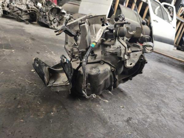 BOITE DE VITESSE MANUEL NISSAN/SUZUKI - Vue 4